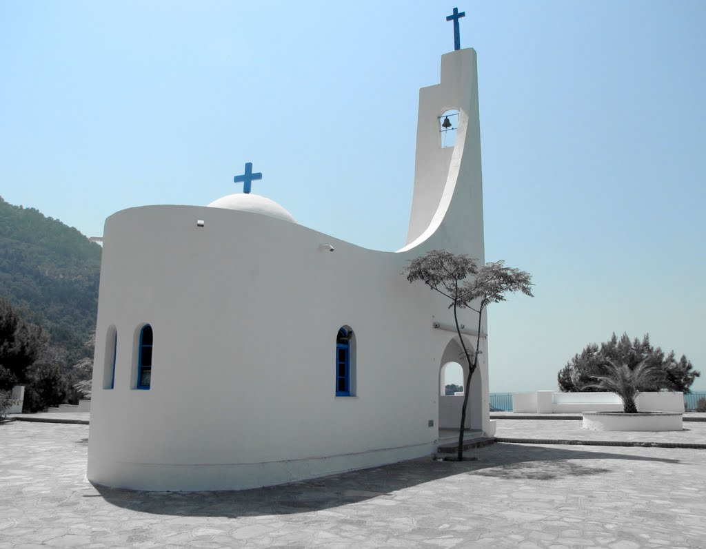 Современная церковь: Храм святого Николая, Греция
